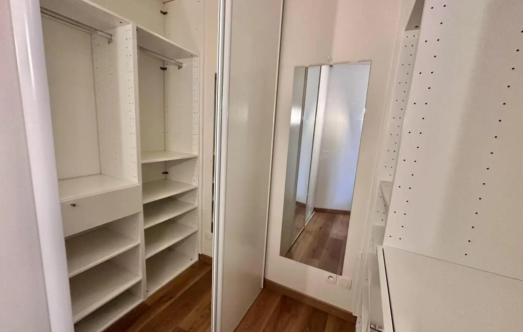 Apartment Appartement Calm Au Maison Des Arts De Plessis Le Plessis-Robinson