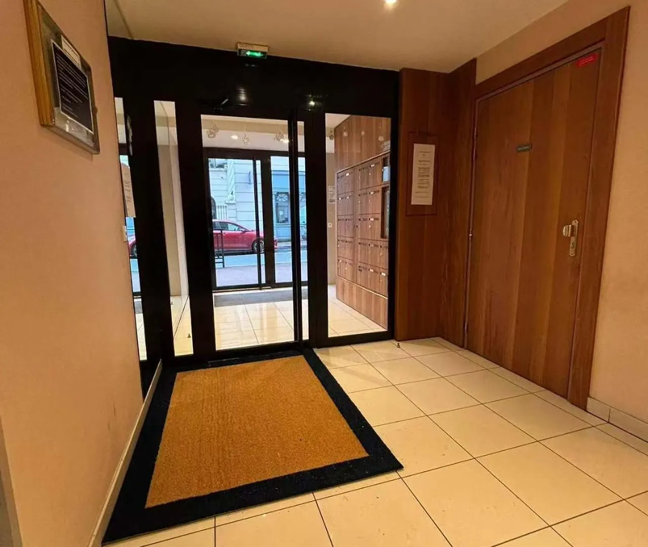 Appartement Calm Au Maison Des Arts De Plessis Le Plessis-Robinson France